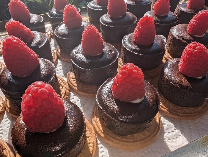Mini Coulant Chocolat sur Palet Breton