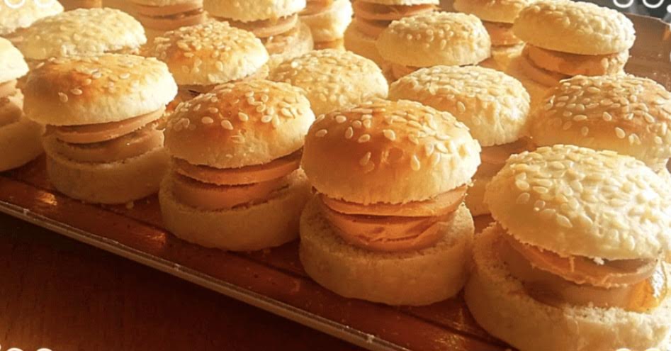 Mini burger au foie gras confit d'oignon